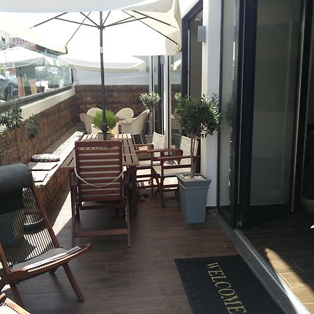 New York Hotel Rhodes City Bagian luar foto
