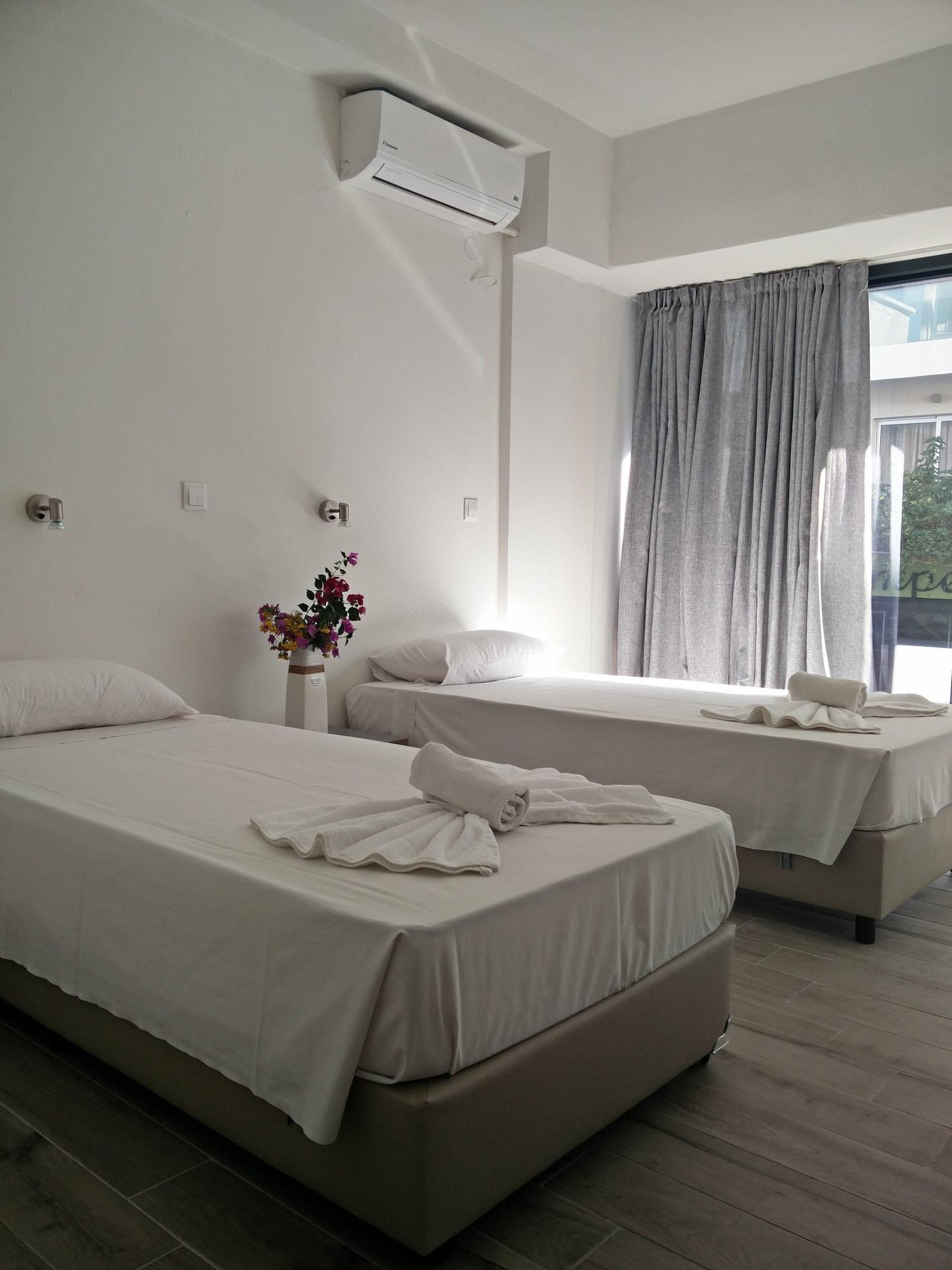 New York Hotel Rhodes City Bagian luar foto
